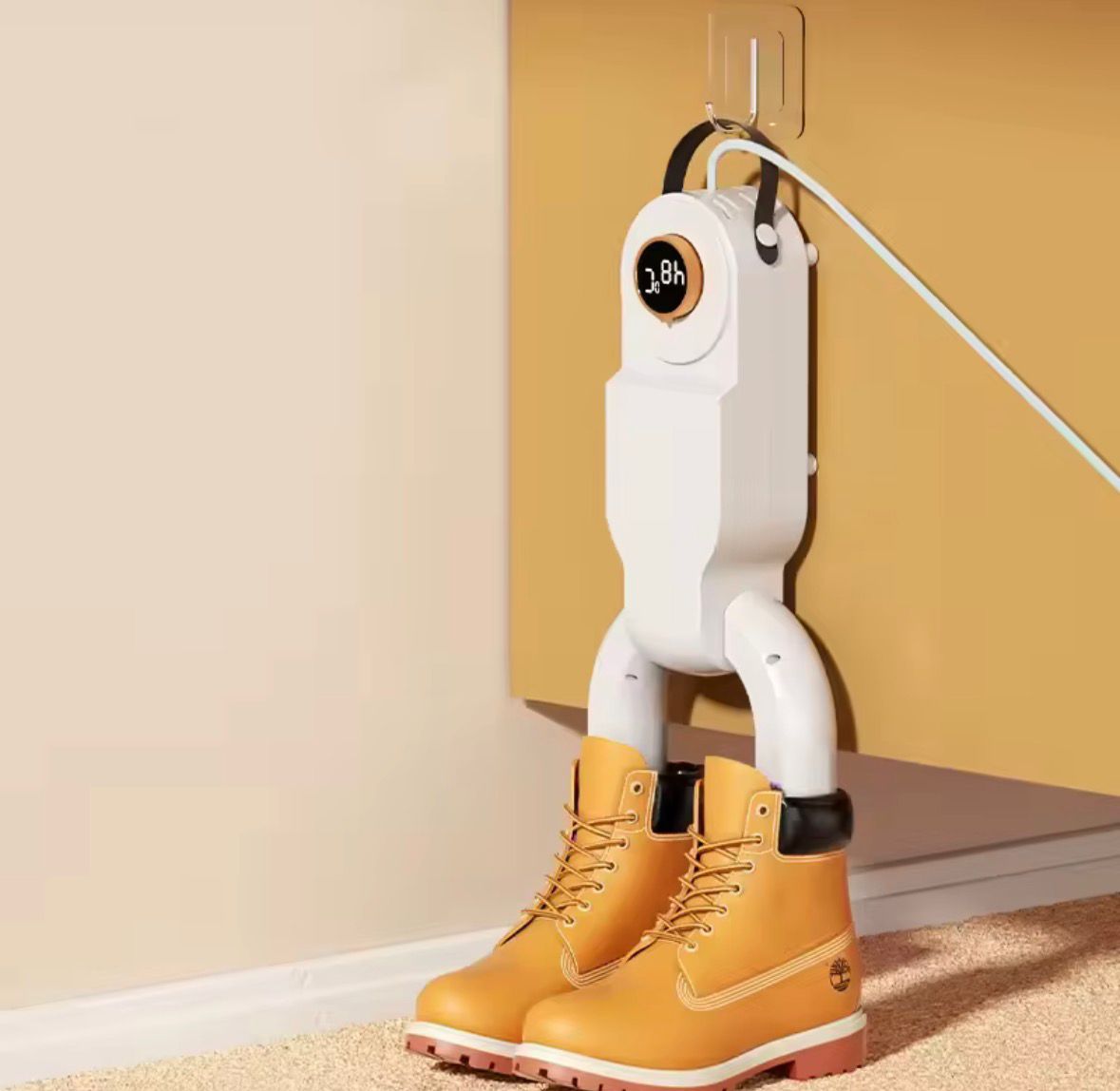 Prenosivi sušač za obuću