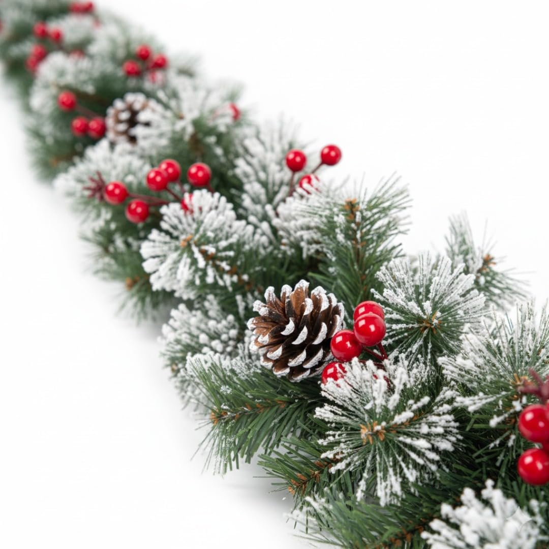 Novogodišnja Girlanda Winter Berry - 240 cm