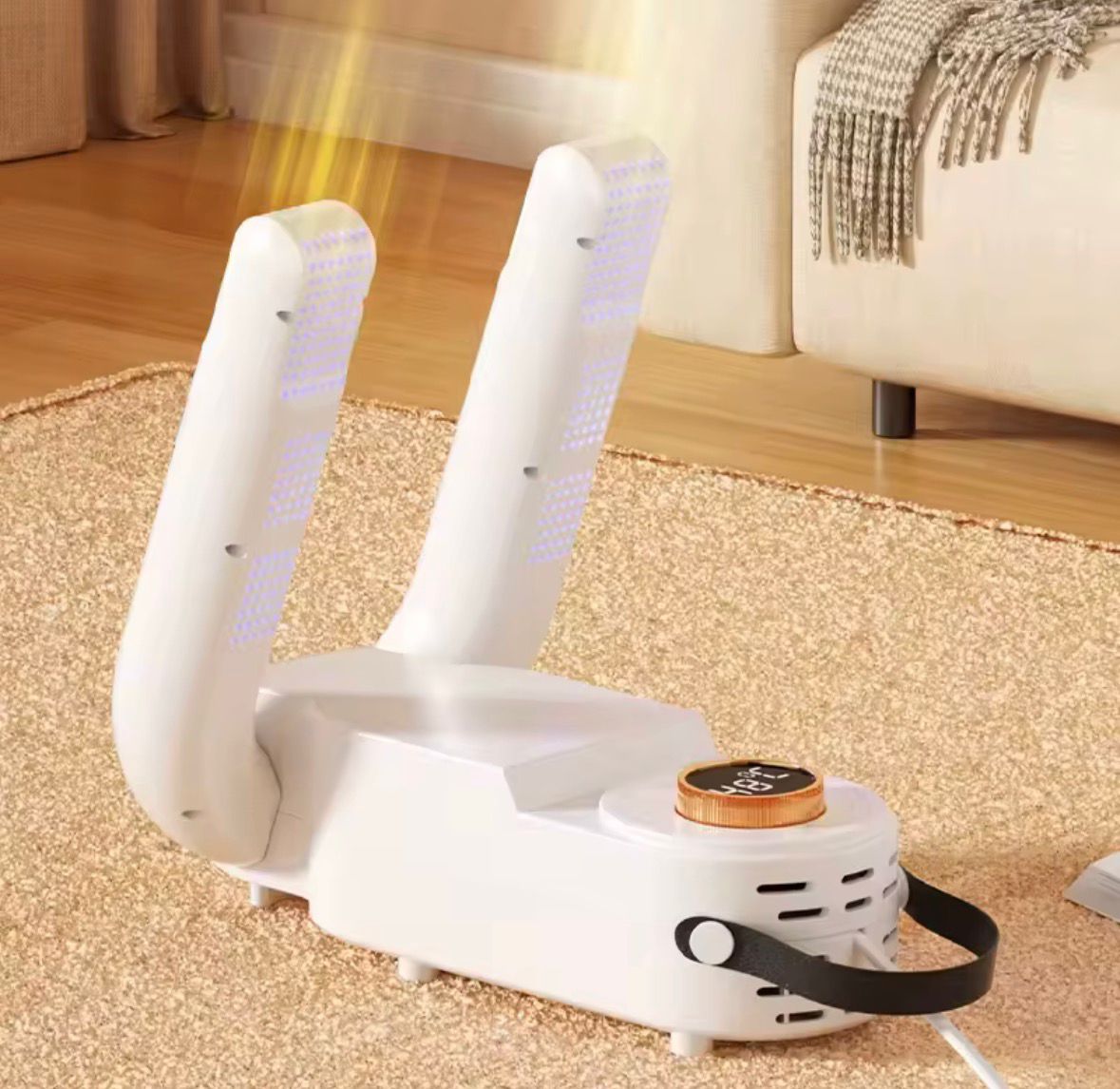 Prenosivi sušač za obuću