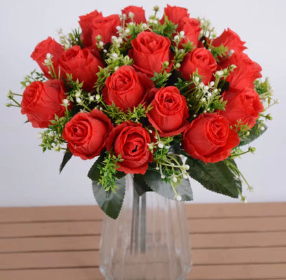 Veliki dekorativni buket ruža - 18 cvetova (4 boje)