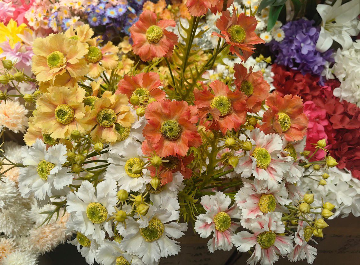 Buket bodljikave krizanteme - veštačko svileno cveće (4 boje)