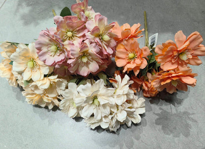 Buket „srećne“ krizanteme - veštačko svileno cveće (10 cvetova)