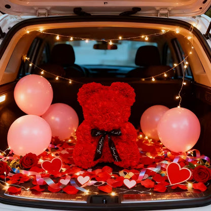 Dekorativna figurica medvedića sa veštačkim cvećem - poklon